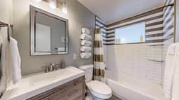 Charming Family Home in Lovely Littleton - Image 4