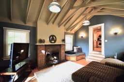 Charming and spacious family home in Wash Park - Image 2
