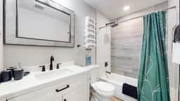 Modern Family Home with Three King Beds Near VA & Anschutz - Image 4