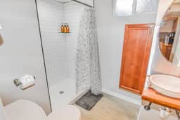 Cozy basement space with 2 bedrooms and kitchenette - Image 4