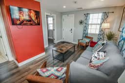 Cowboy Bunkhouse A Rustic Charm Meets Comfort in Denver - Image 2