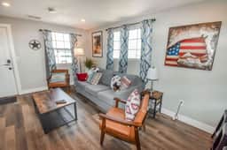 Cowboy Bunkhouse A Rustic Charm Meets Comfort in Denver - Image 5