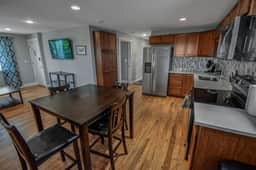 Cozy and Budget Friendly Single Bedroom in the Heart of Denver - Image 3
