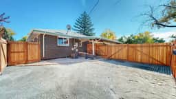 Modern & Updated Unit in Prime Location - Image 3