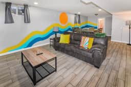 Spacious 6BR Home with Hot Tub, Hammocks and Firepit - Image 5