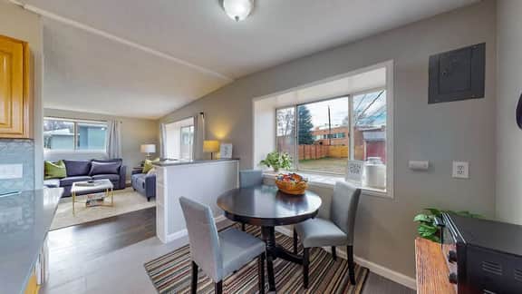 Charming Family Home in Lovely Littleton - Image 2