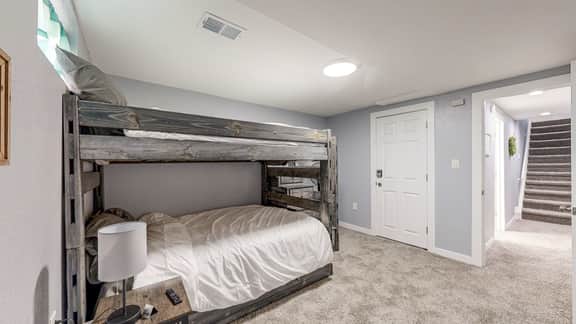 Family Home in Arvada with king beds and bunkbed - Image 5