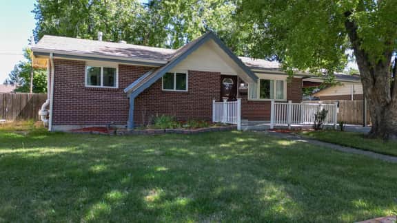 Family Home in Arvada with king beds and bunkbed - Image 3
