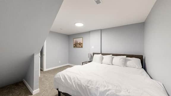 Cozy Lower Affordable Apartment great for families - Image 4