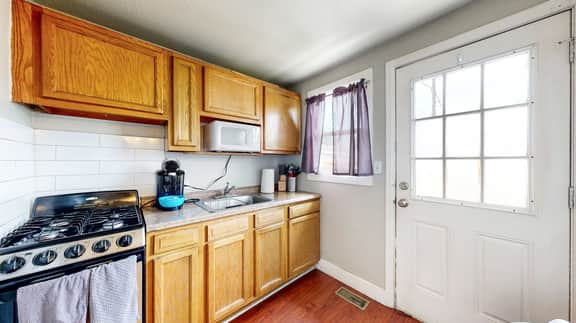 Cool Stay Near Rapids Stadium Ideal for Sports Fans! - Image 4