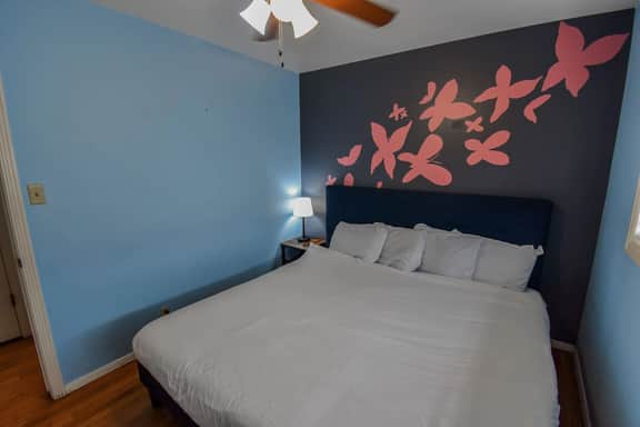 Enchanting Upper Unit with Whimsical Details - Image 4