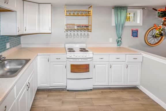 Charming Five Bedroom Denver Home | The Pink Palace - Image 3