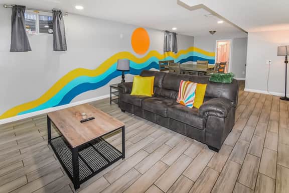 Spacious 6BR Home with Hot Tub, Hammocks and Firepit - Image 5