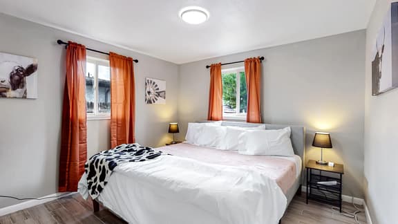 Arvada Private Family Home with Two King Beds - Image 1
